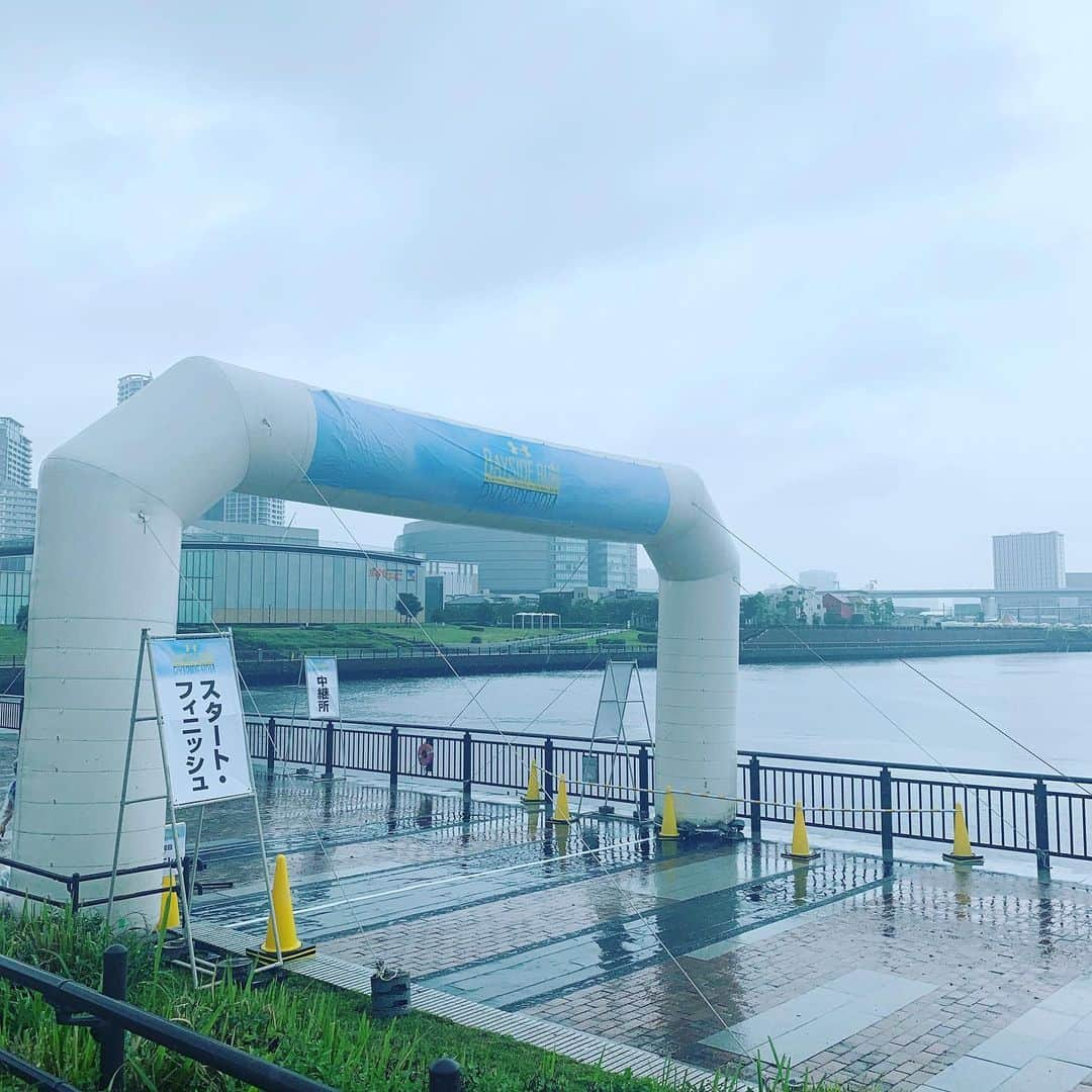 浅利そのみさんのインスタグラム写真 - (浅利そのみInstagram)「雨模様ですが、  #アンダーアーマーベイサイドラン 開催です。 お気を付けてお越しくださいね！ #アンダーアーマー #UAベイサイドラン #MC #浅利そのみ #走るアナウンサー #フリーアナウンサー」6月15日 7時52分 - asarisonomi