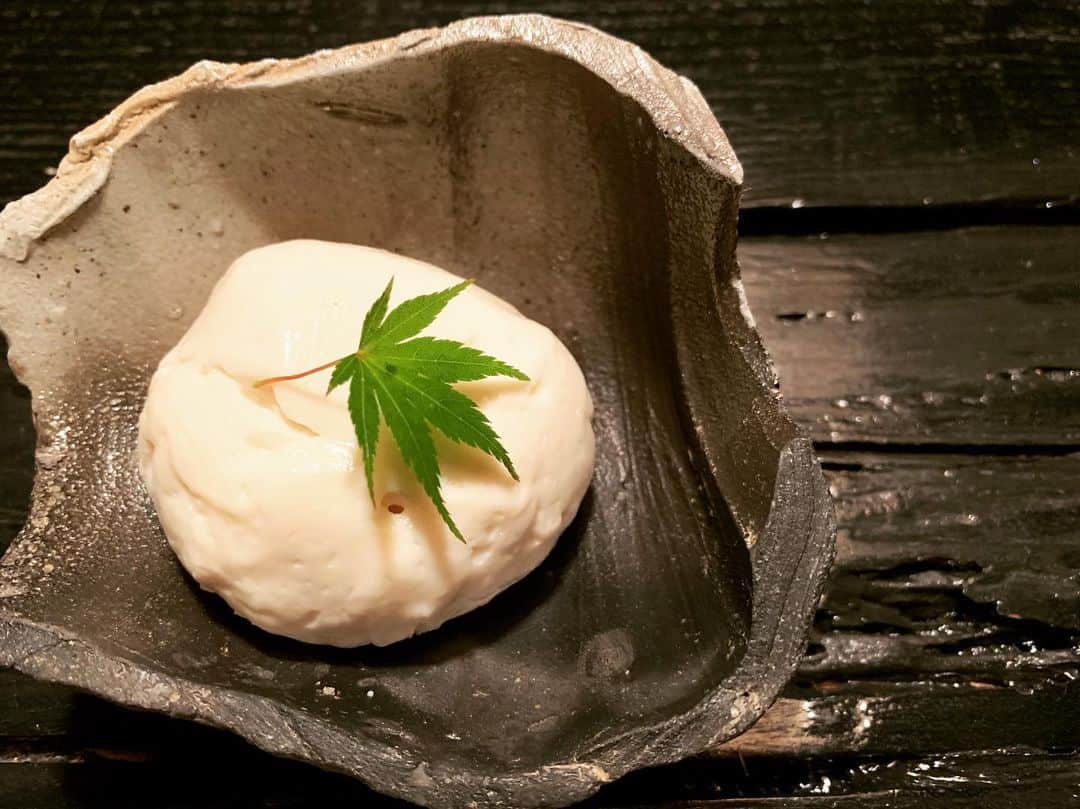 Monday満ちるさんのインスタグラム写真 - (Monday満ちるInstagram)「Perhaps the best gomadofu (sesame tofu) I have EVER eaten. #hamaguriya #ibaraki」6月15日 8時19分 - mondaymichiru
