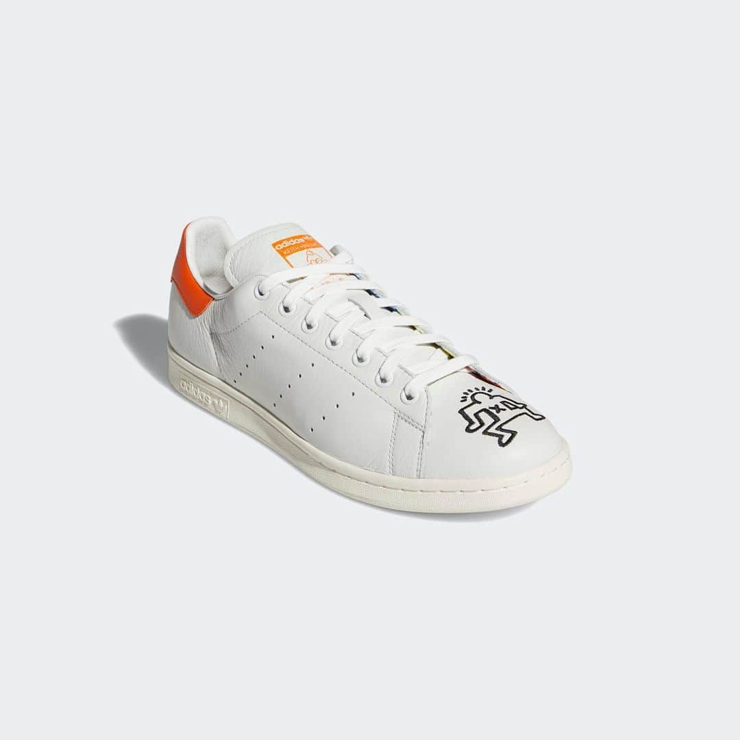 HYPEBEASTさんのインスタグラム写真 - (HYPEBEASTInstagram)「@hypebeastkicks: @adidas has tapped the estate of late American pop artist Keith Haring for a footwear capsule in honor of Pride Month. The capsule features Haring’s iconic artwork on three equally iconic silhouettes from adidas: the Stan Smith, the Rivalry Hi, and the Nizza Hi. All three of the adidas Originals x Keith Haring models will be available June 30, over at the adidas store. The Stan Smith will go for $100 USD, while the Rivalry and Nizza will go for $140 USD and $120 USD respectively. Photo: adidas」6月15日 14時23分 - hypebeast