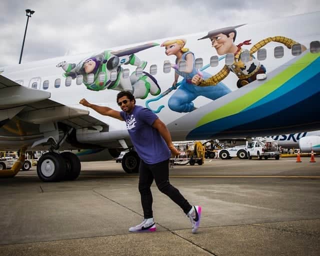 ラッセル・ウィルソンのインスタグラム：「Coming to you from the @alaskaair @toystory themed aircraft's first flight! To Infinity and Beyond!」