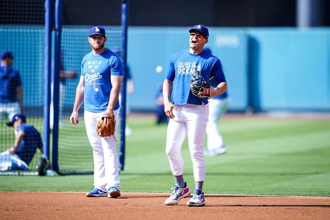 エンリケ・J・ヘルナンデスさんのインスタグラム写真 - (エンリケ・J・ヘルナンデスInstagram)「Saving the ocean, one baseball at a time!! 🌊⚾️」6月15日 9時36分 - kikehndez