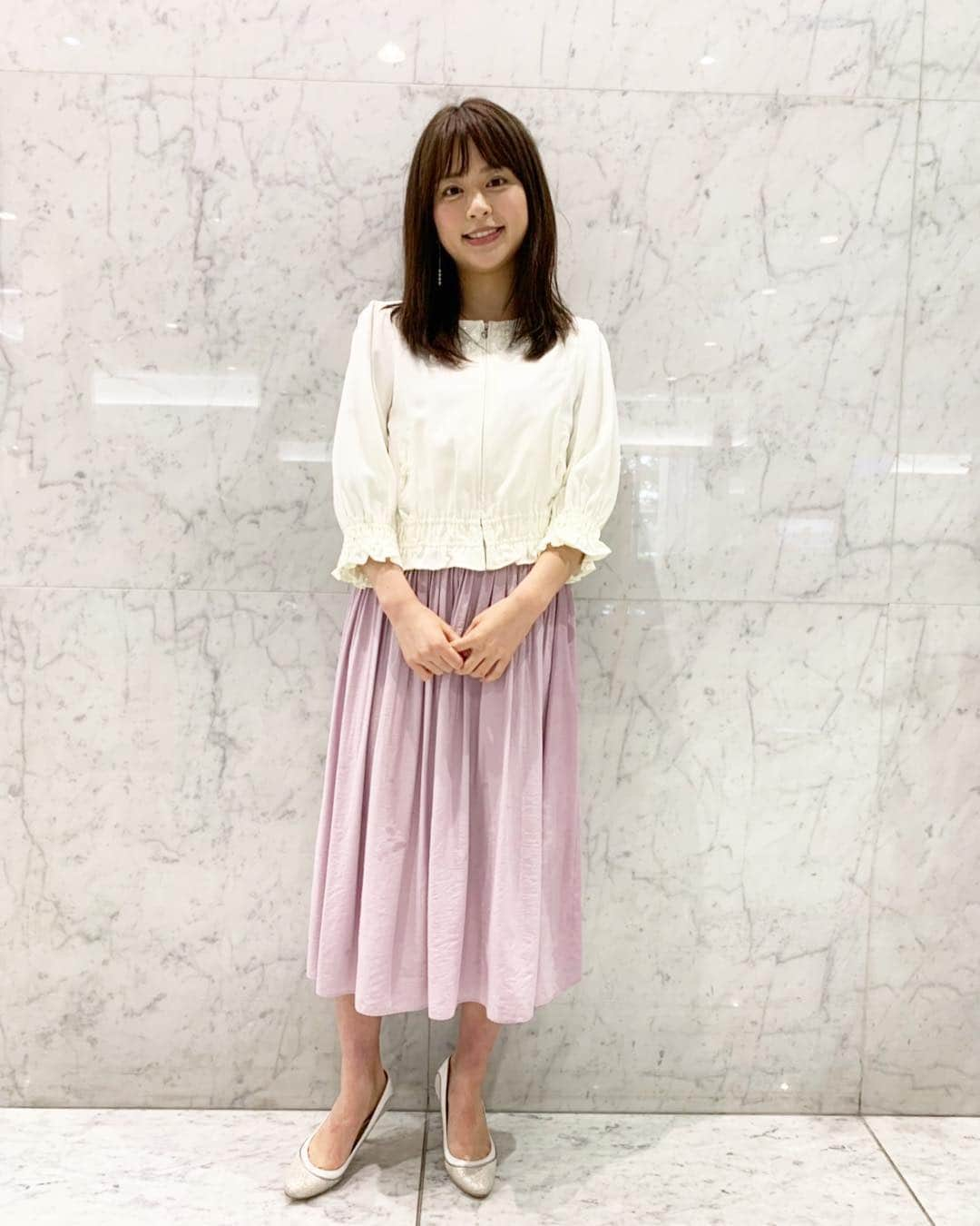 沖田愛加さんのインスタグラム写真 - (沖田愛加Instagram)「今日の朝のお台場はとっても寒くて鳥肌たちました。笑 今日は、長袖を着て、羽織るもの持って行ってください🌷 . #めざど」6月15日 9時55分 - okita_aika