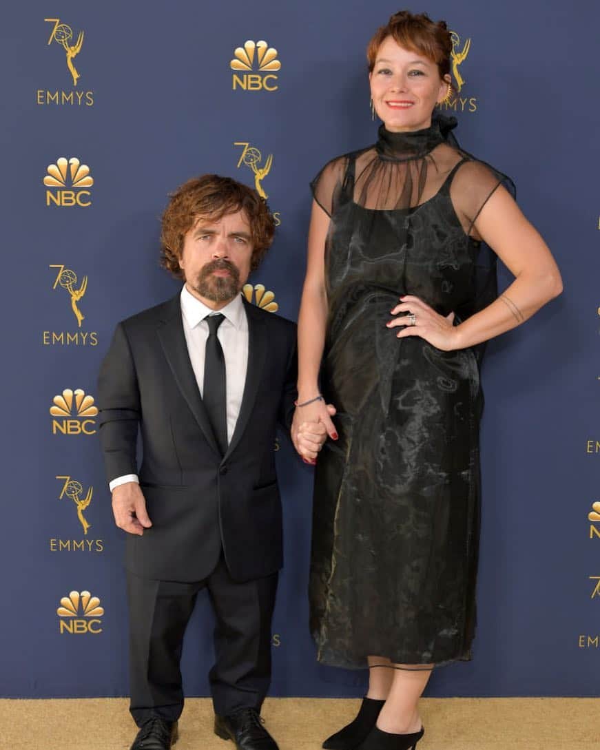 ピーター・ディンクレイジのインスタグラム：「Peter Dinklage and Erica Schmidt ❤️」