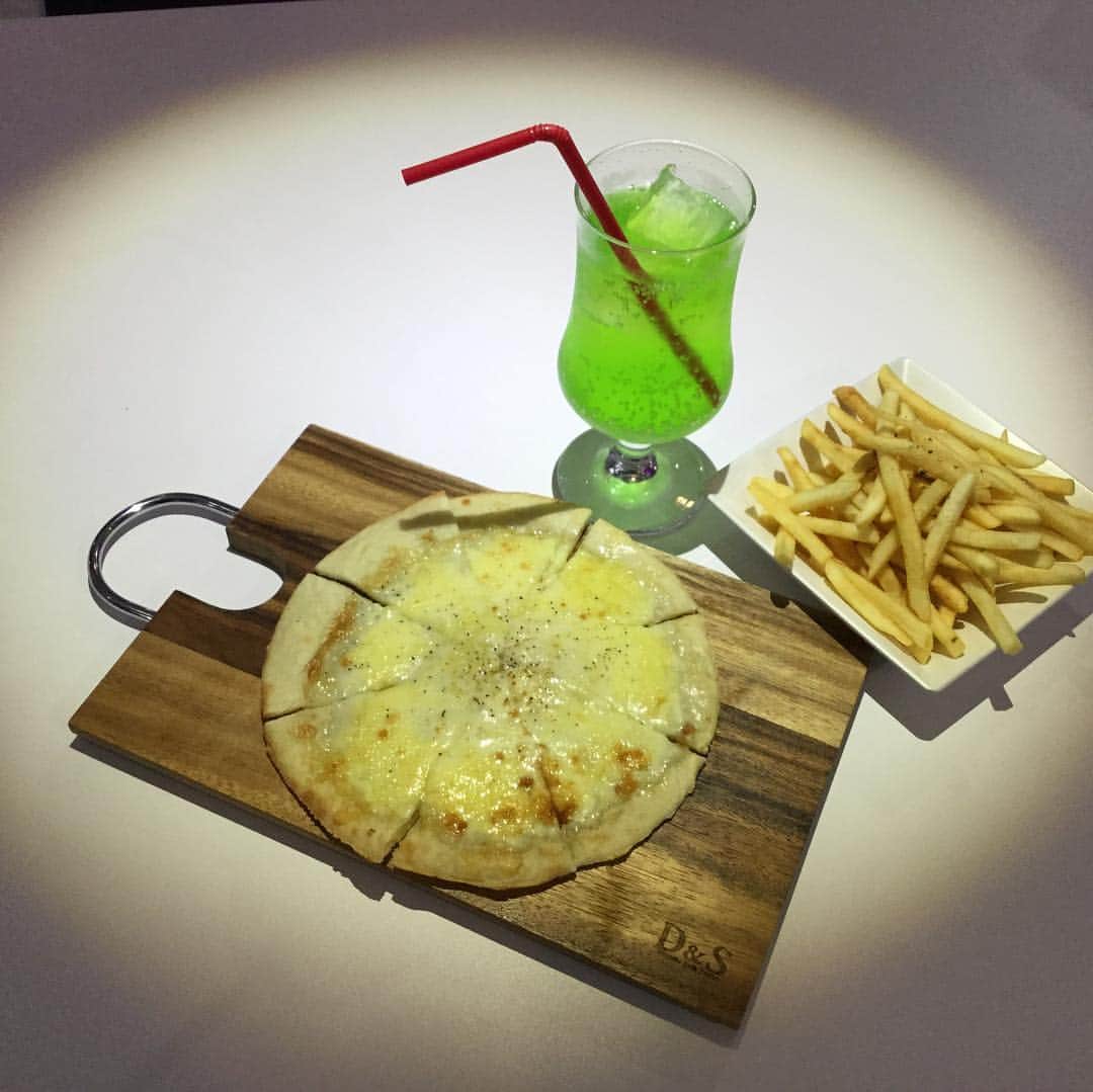 VREX VR Game&Cafe Barのインスタグラム