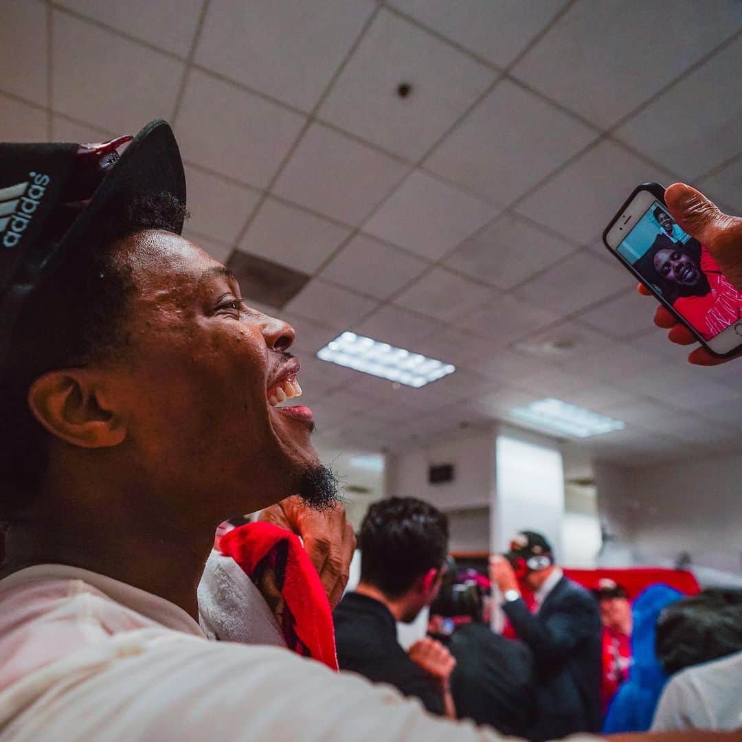 トロント・ラプターズさんのインスタグラム写真 - (トロント・ラプターズInstagram)「It’s a celebration 🍾 #WeTheNorth」6月15日 10時52分 - raptors