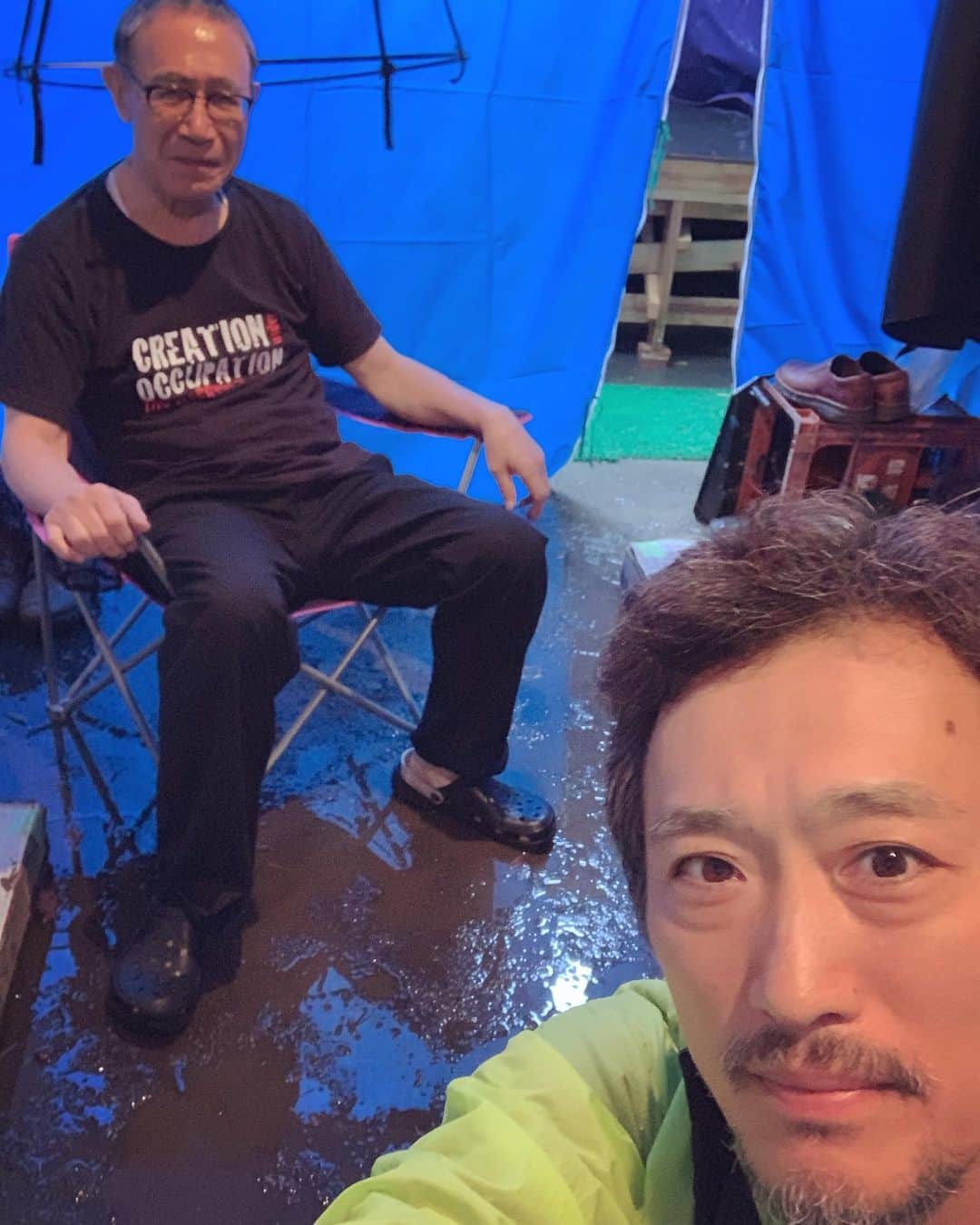 大鶴義丹さんのインスタグラム写真 - (大鶴義丹Instagram)「テント劇場の楽屋は、沼に、」6月15日 12時35分 - gitan.ohtsuru