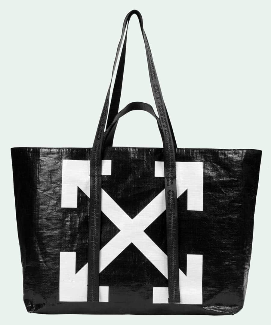 OFF-WHITE C/O VIRGIL ABLOHさんのインスタグラム写真 - (OFF-WHITE C/O VIRGIL ABLOHInstagram)「fw19 women's Off-White™ black tote bag with white arrows printed at front. available on pre-order」6月15日 22時10分 - off____white