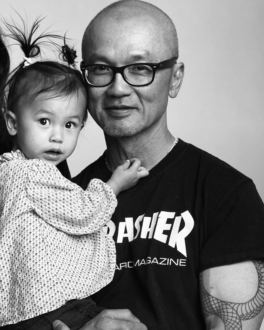 barneysnyofficialさんのインスタグラム写真 - (barneysnyofficialInstagram)「The best part about being a dad for @r13denim founder, Chris Leba is: “Receiving a hug and kiss from my daughter after an exhausting day at the office. My job is extremely time consuming but coming home to Bella’s gigantic smile really pulls on my heartstrings and brings me so much joy.” ———————————————————————— Read how Chris and 5 other designer dads take a pause from their busy lives to celebrate Father’s Day on #TheWindow.」6月15日 22時57分 - barneysny
