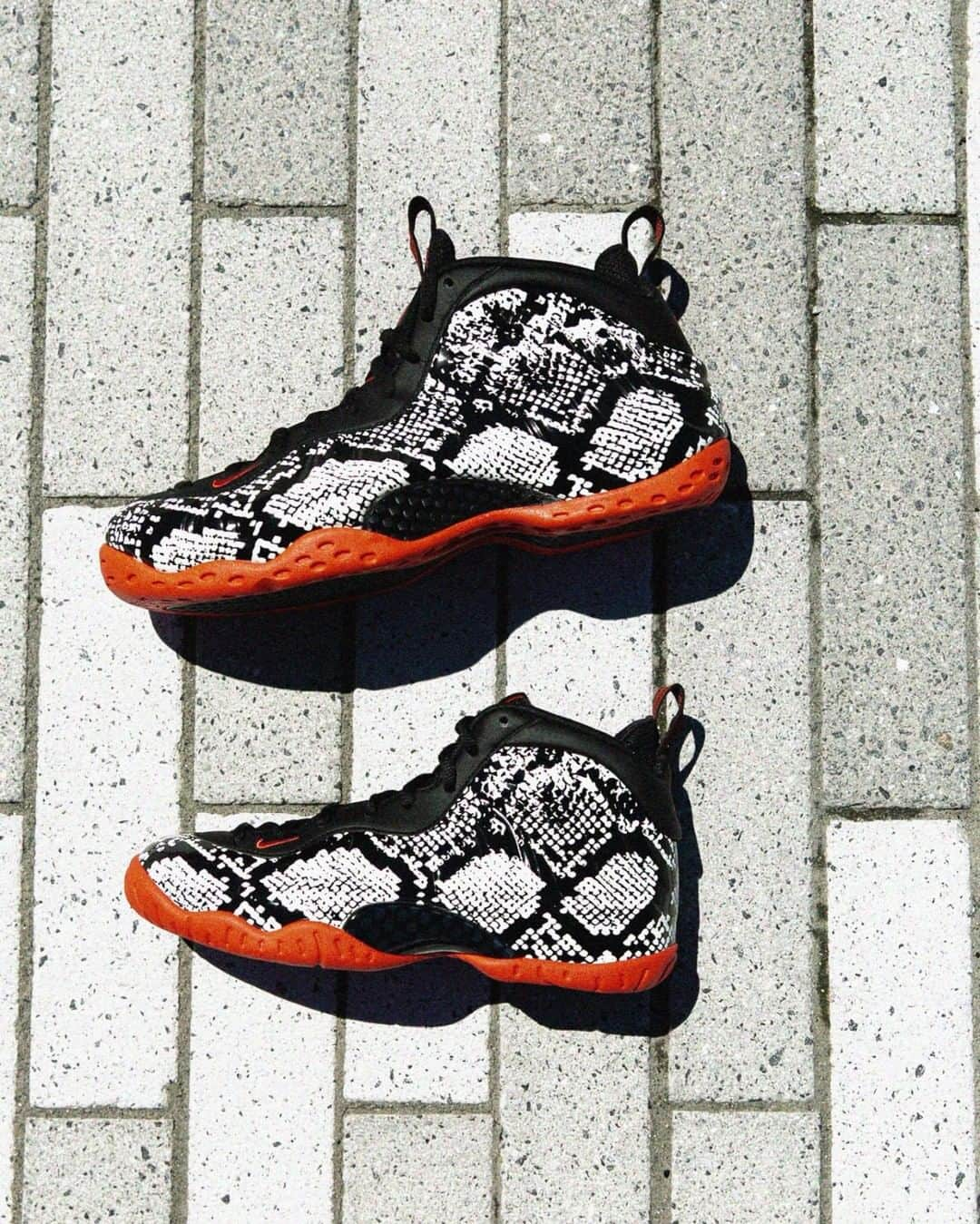 Foot Lockerさんのインスタグラム写真 - (Foot LockerInstagram)「SSSssss...#Nike Air Foamposite One 'Albino Snakeskin' Available Now, In-Store and Online Men's and Kids」6月15日 23時00分 - footlocker