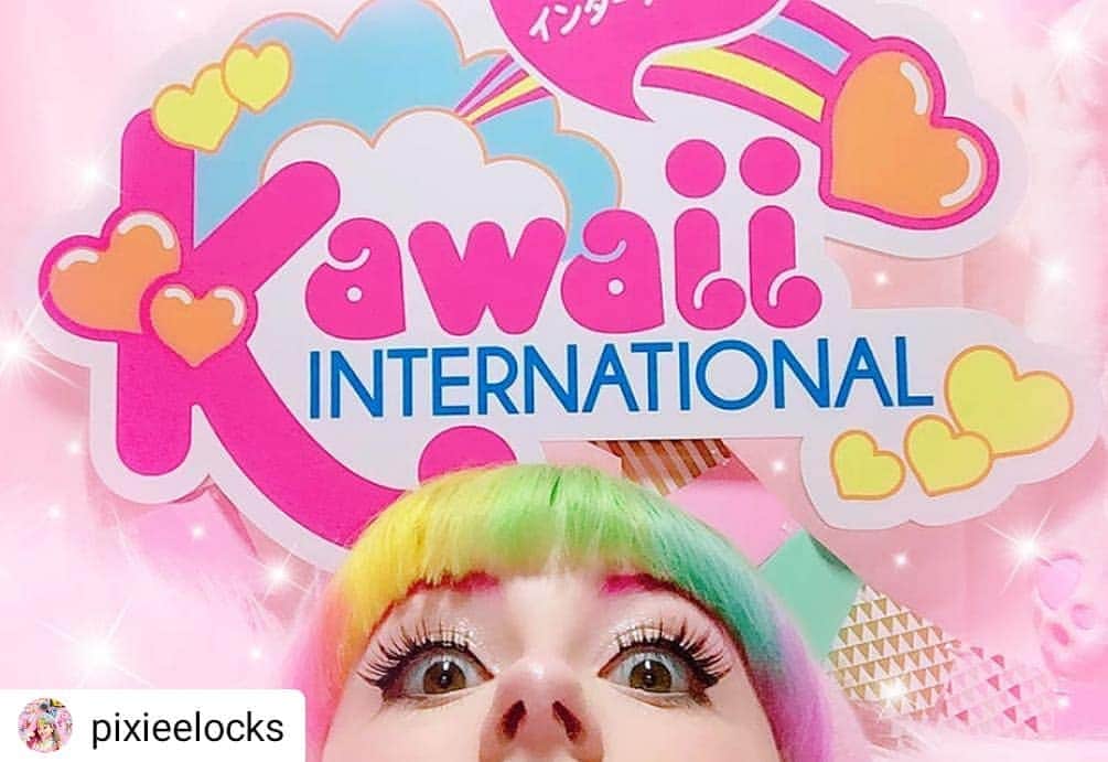 Kawaii.i Welcome to the world of Tokyo's hottest trend♡ Share KAWAII to the world!さんのインスタグラム写真 - (Kawaii.i Welcome to the world of Tokyo's hottest trend♡ Share KAWAII to the world!Instagram)「#Repost Thank you 🦄🌈@pixieelocks • • • • • Somehow this is one of my only selfies from my filming days with @kawaiiiofficial 🌈👁👄👁🌈 My BEHIND DA SCENES filming vlog just went up on my Youtube! Peep the link in my bio to not miss this EXTRA SPICY EPISODE (???) OF PIXIE IN JAPAN 💘💓💕💓💘」6月15日 23時12分 - kawaiiiofficial