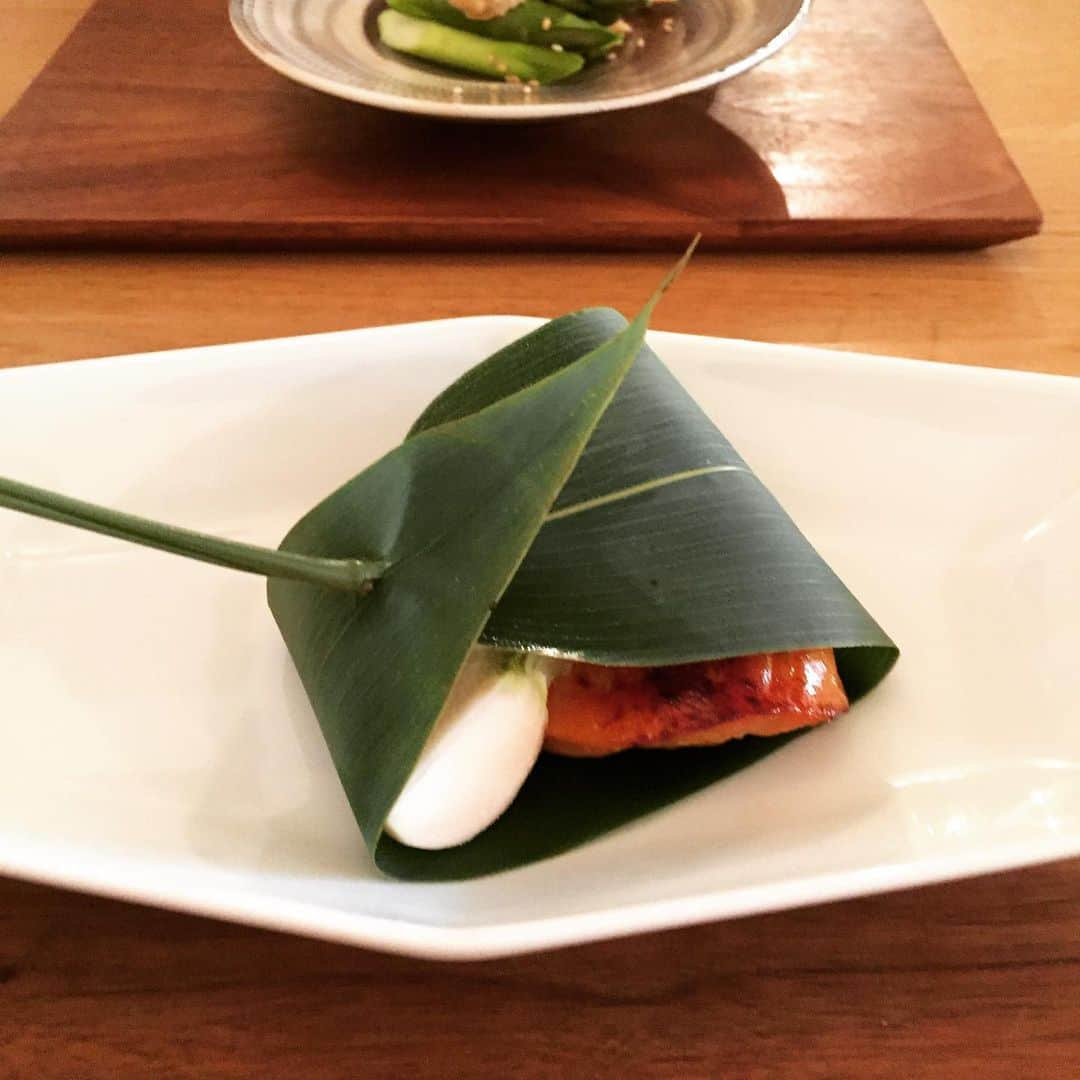 大森美希さんのインスタグラム写真 - (大森美希Instagram)「#lunchtime #japanesesfood #cuisinejaponaise #paris #parislife #enyaa #ランチタイム #和食 #パリ #パリ生活 #パリところどころ #パリ散歩 #日本料理」6月15日 23時23分 - mikiomori_