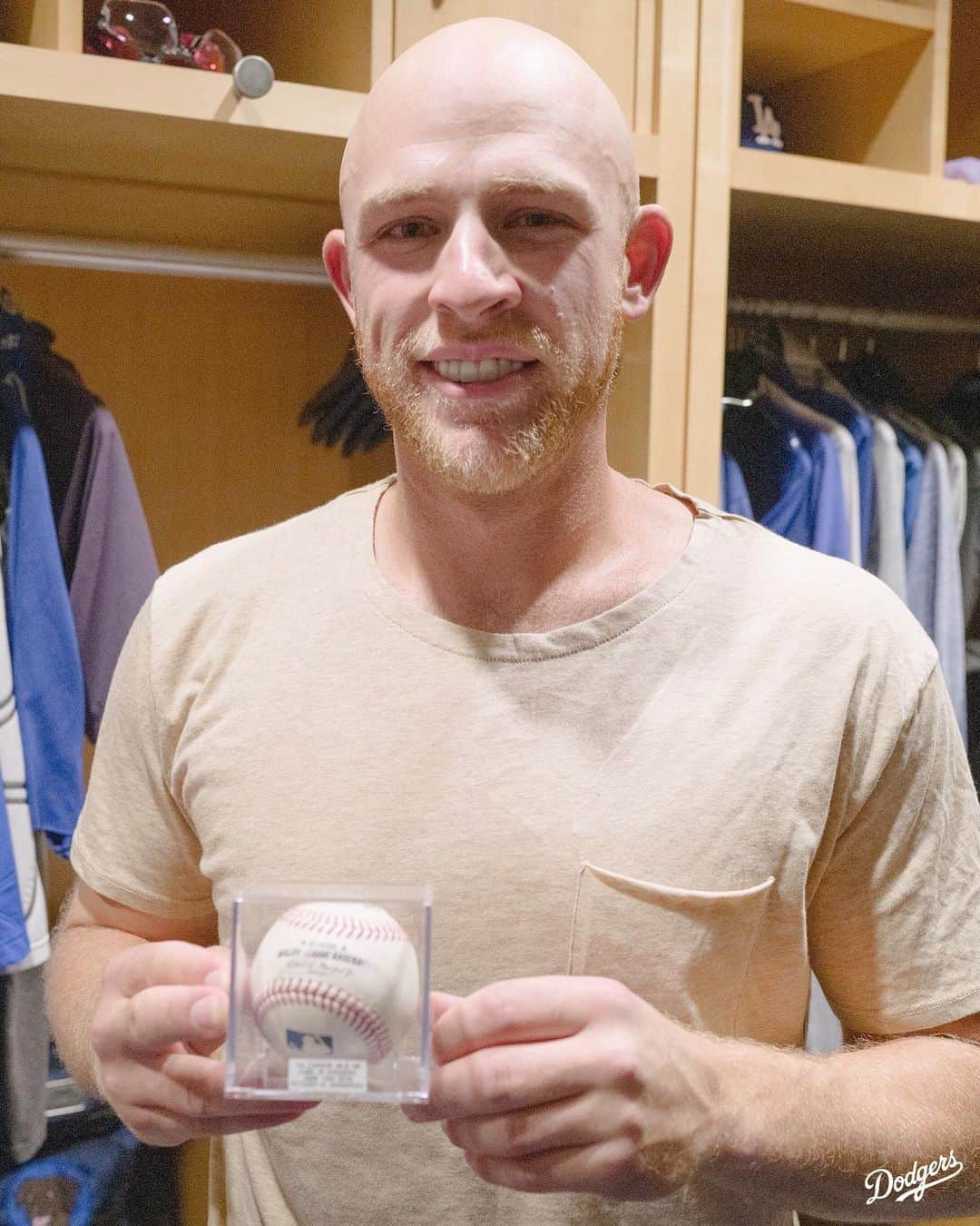 Los Angeles Dodgersさんのインスタグラム写真 - (Los Angeles DodgersInstagram)「First career homer? How’s it feel, @matt_beatybu?」6月15日 14時44分 - dodgers