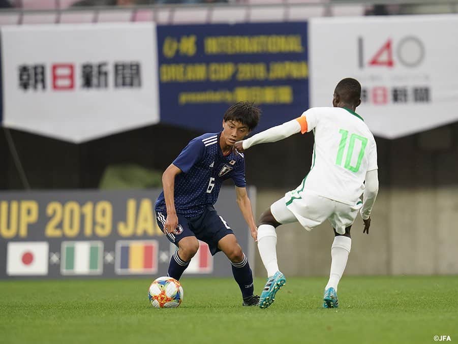 日本サッカー協会さんのインスタグラム写真 - (日本サッカー協会Instagram)「📸Match Photos②﻿ ・﻿ U-16日本代表は「U-16 インターナショナルドリームカップ2019 JAPAN presented by 朝日新聞」の第2戦、U-16ナイジェリア代表との試合に臨みました。 ﻿ ・﻿ 前半を1-1で折り返すと、後半、日本がボールを保持しながらチャンスを伺います。50分、再び勝島新之助選手がアタッキングゾーンでボールを受けると、相手を一人交わし、最後はGKの位置を見て冷静にゴールを決め、再び日本がリードします。﻿ ・﻿ 直後の53分、諏訪間幸成選手がコーナーキックをヘディングで合わせて3-1とリードを広げ、85分には、勝島新之助選手が3点目を決め、4-1で試合終了、U-16日本代表が勝利しました。 ﻿ ・﻿ 次戦、U-16日本代表は 16日(日)に優勝をかけ、U-16メキシコ代表と対戦します。 ﻿ ・﻿ 🏆U-16インターナショナルドリームカップ2019 JAPAN presented by 朝日新聞﻿ 🆚U-16ナイジェリア代表🇳🇬﻿ 📍ユアテックスタジアム仙台﻿ 🎫入場無料！﻿ 📺スカパー！　/　JFATV﻿ ・﻿ GK	1 #田中春希﻿ DF	4 #波本頼　→ 42' 2 #諏訪間幸成﻿ DF	5 #大迫蒼人﻿ DF	13 #森田翔 (Cap.) DF	17 #工藤孝太 ﻿ MF	6 #東廉 → 67' 15 #中村仁郎 ﻿ MF	8 #三木仁太 → 86' 3 #松木玖生 ﻿ MF	16 #山崎太新 → 67' 7 #豊田晃大 ﻿ FW	9 #勝島新之助 ﻿ FW	10 #千葉寛汰 → 75' 18 #河野孝汰 ﻿ FW	11 #原直生 → HT' 14 #山根陸 ﻿ ・﻿ #daihyo #jfa」6月15日 15時05分 - japanfootballassociation
