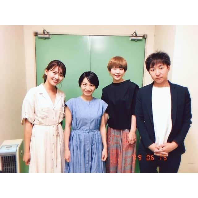 miwaさんのインスタグラム写真 - (miwaInstagram)「miwa THE BESTスペシャル上映会、東京と大阪と名古屋で開催しまして、たくさんの方にお越しいただき、ありがとうございました✨本日29歳になりまして、ケーキとハッピーバースデーの歌でみなさんに祝っていただきました😭✨ありがとうございます😌🎁🎂19歳でデビューしてから10年かぁ✴三原勇希ちゃんが司会をしてくれて、スペシャルゲストにejiさんと舞台監督の加藤亮さんが来てくれました😆楽しかった‼️みなさまどうぞこれからもよろしくお願いいたします。」6月15日 15時16分 - miwa_official_38