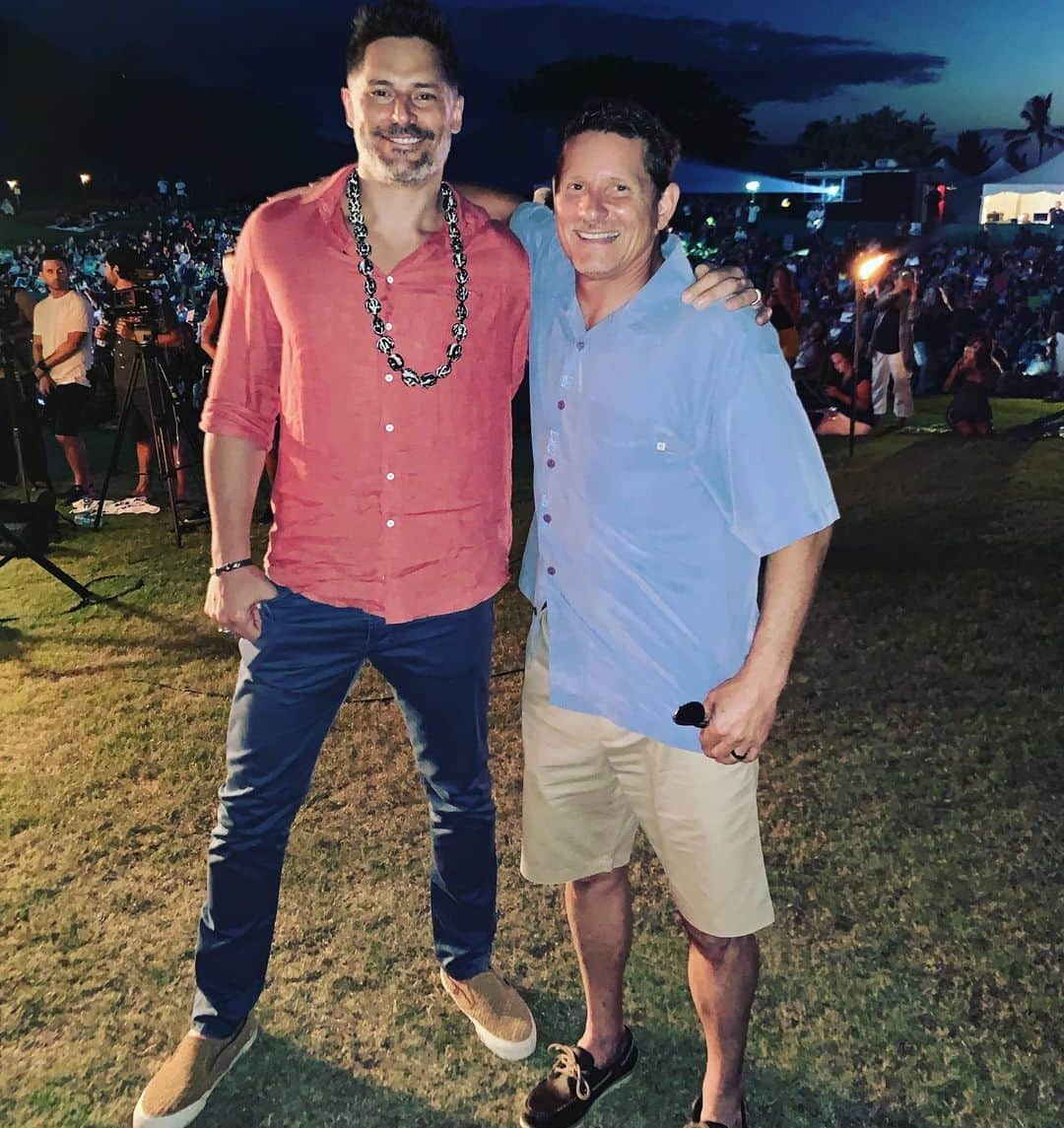 ソフィア・ベルガラさんのインスタグラム写真 - (ソフィア・ベルガラInstagram)「Family affair ⚾️⚾️⚾️ #bottomofthe9thmovie @mauifilmfest  So much fun tonight! Thanks to everyone that came to see the movie!!!😍❤️😍」6月15日 15時17分 - sofiavergara