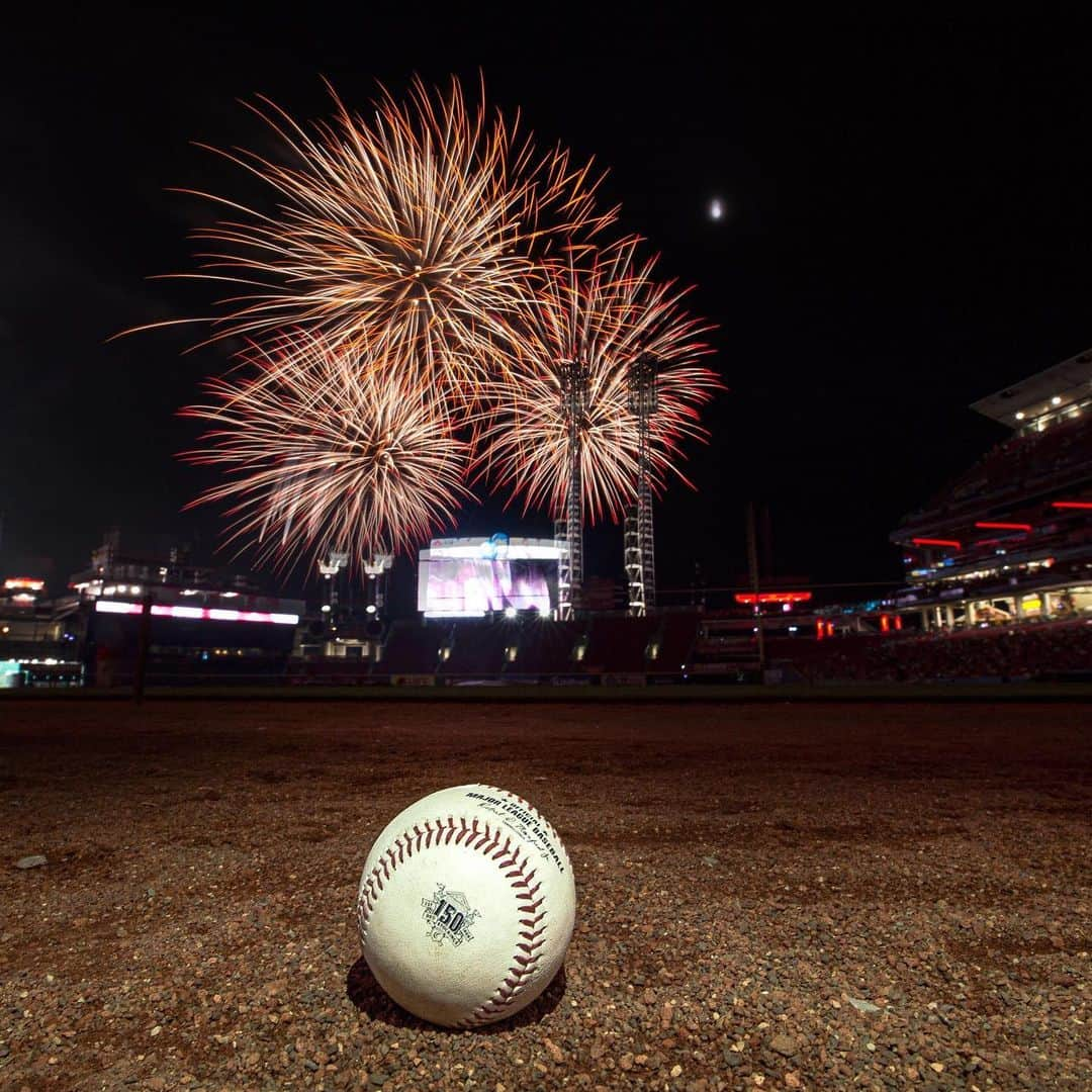 MLBさんのインスタグラム写真 - (MLBInstagram)「⚾️, you’re a firework.」6月15日 15時17分 - mlb