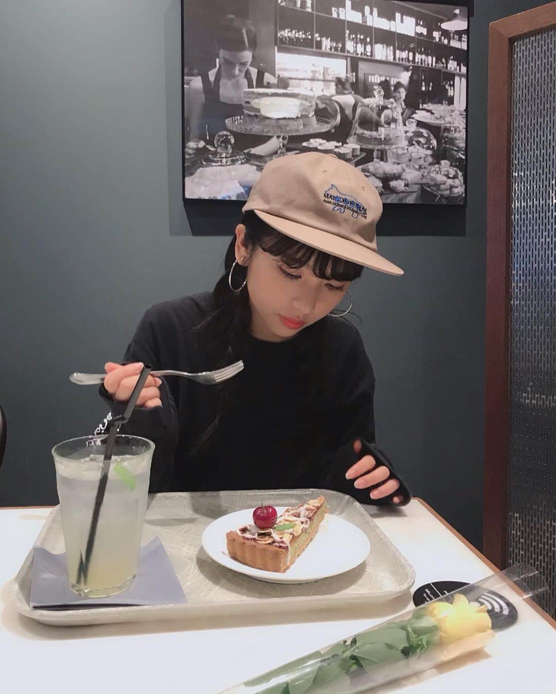 山尾梨奈のグルメインスタ