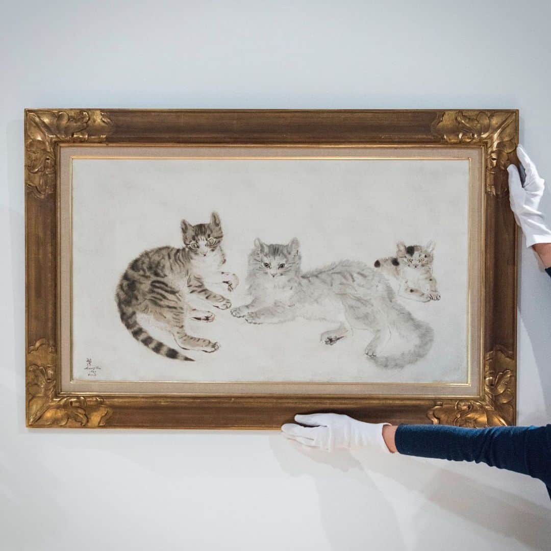 クリスティーズさんのインスタグラム写真 - (クリスティーズInstagram)「Saturday #Caturday 🐈 🐈 🐈 Léonard Tsuguharu Foujita admired cats for their beauty, intriguing personalities and gracious movements.⠀ .⠀ This painting of cats and kittens is on view at our London gallery until 18 June. Entry is free.⠀ .⠀ Léonard Tsuguharu Foujita (1886-1968), ‘Chats et chaton’, 1940. Estimate: £180,000-250,000.⠀ .⠀ Impressionist and Modern Art Day Sale – 19 June at Christie's London.⠀ .⠀ #art #artwork #artist #cat #cats #kitten #kittens #catsofinstagram #foujita #leonardtsuguharufoujita」6月15日 15時57分 - christiesinc