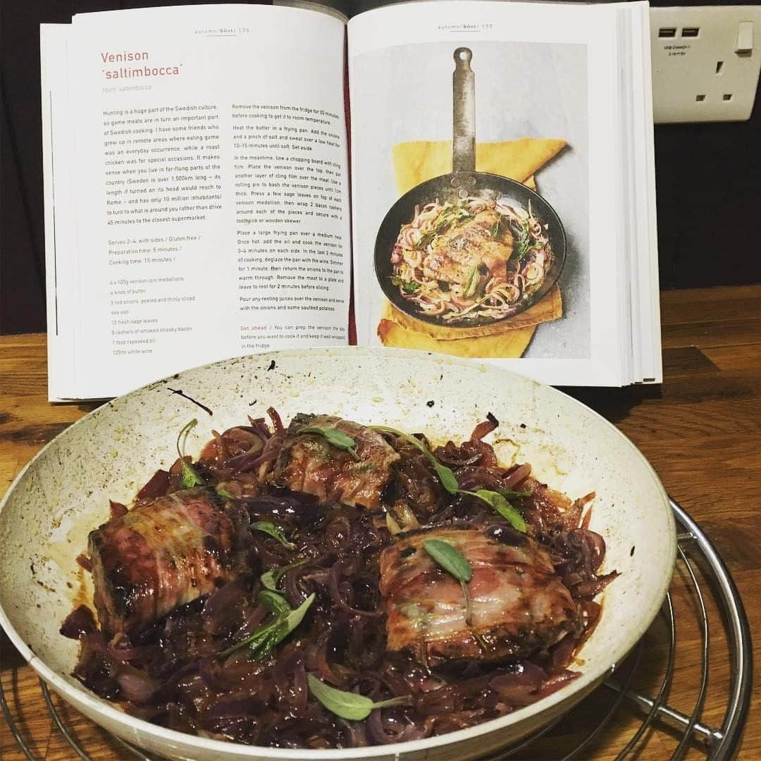 レイチェル・クーさんのインスタグラム写真 - (レイチェル・クーInstagram)「Summer might have arrived, but there will still be plenty of brisk days when the weather 🌧️ calls for comfort dishes like this venison 'saltimbocca' from #TheLittleSwedishKitchen 🇸🇪 This version by @crowncuisine looks particularly delish👌」6月15日 16時10分 - rachelkhooks