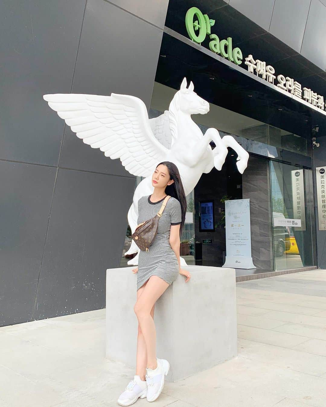 クララさんのインスタグラム写真 - (クララInstagram)「Thank you Oracle #oraclechina #oraclesuzhou #facial #beautifulskin」6月15日 16時26分 - actressclara