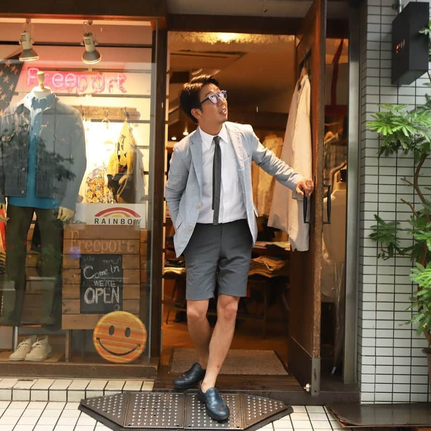 Freeport-ueno/上野さんのインスタグラム写真 - (Freeport-ueno/上野Instagram)「本日のSTYLE  雨ですが  SOUTIENCOLのトランクショーは明日まで！！ 是非お越しを〜  #jacket#shirt#soutiencol#スティアンコル #knittie#workersjapan #shorts#candidum #shoes#trickers #style#ivystyle#trad#surf #Freeportueno#tokyo#上野セレクトショップ」6月15日 16時29分 - freeportueno