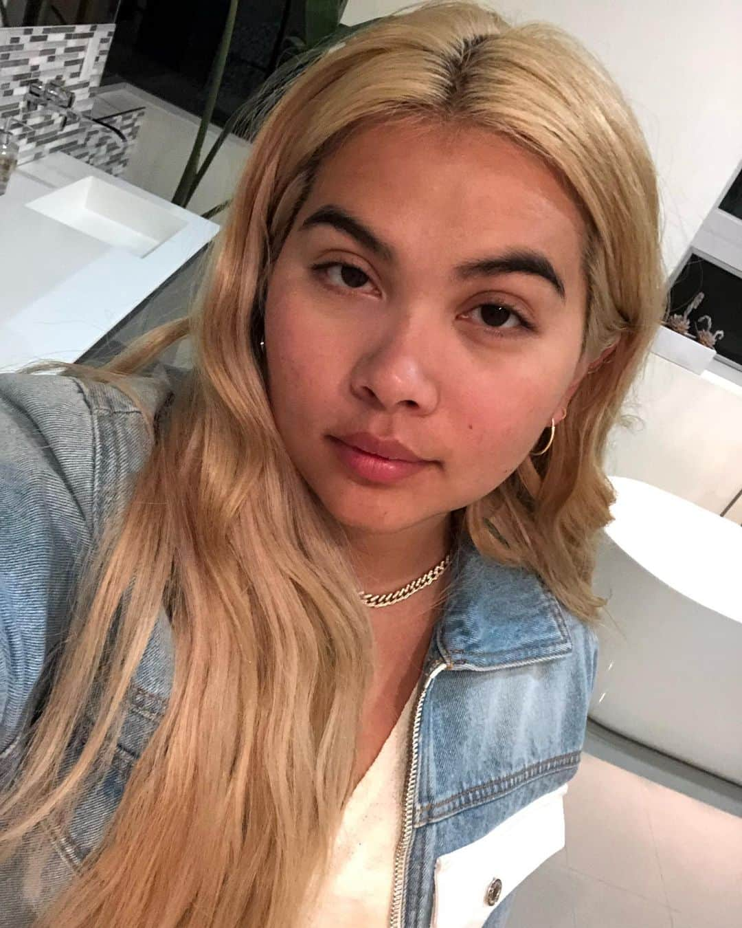 ヘイリー・キヨコさんのインスタグラム写真 - (ヘイリー・キヨコInstagram)「I miss you more」6月15日 16時59分 - hayleykiyoko