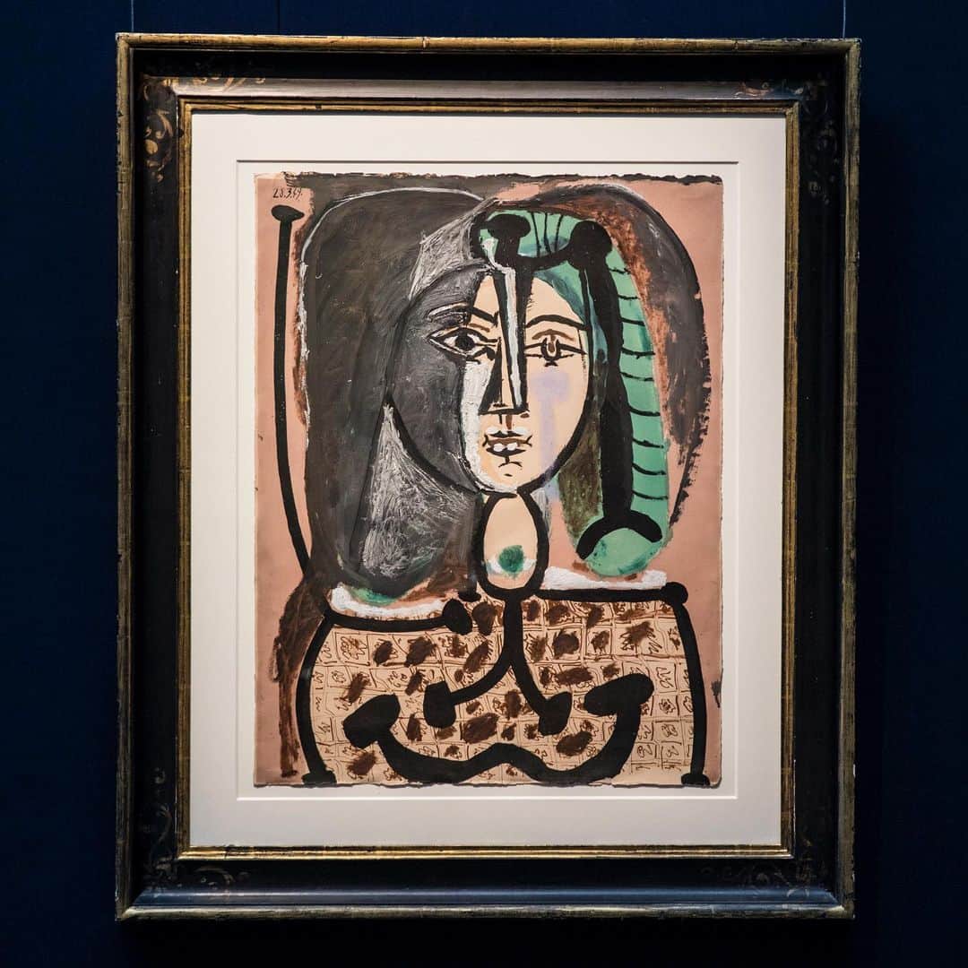 サザビーズさんのインスタグラム写真 - (サザビーズInstagram)「Face-off: Which is your favourite of these three #portraits by #Picasso?  On view ahead of Wednesday’s Evening Sale of #Impressionist & Modern Art in #London.  #SothebysImpMod #PabloPicasso」6月15日 17時01分 - sothebys