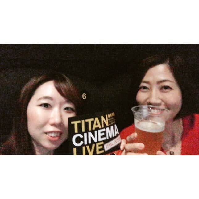 堀池真緒さんのインスタグラム写真 - (堀池真緒Instagram)「昨夜は田島アナと一緒に #JMAXシアターとやま で #タイタンシネマライブ を見てきました❣️東京銀座で行われているお笑いライブを全国の映画館で同時生中継🎥富山では昨日が初開催で、満員でしたよー！お笑い芸人さんのコントに神田松之丞さんの講談もあり。爆笑問題さんはさすがでした…ライブでしか見ることができない時事ネタのオンパレード🤣次回のタイタンシネマライブは8/23(金)19:30〜です🤗 #タイタン #タイタンライブ #お笑いライブ #お笑い #富山 #toyama #ダニエルズ #脳みそ夫 #アイデンティティ #日本エレキテル連合 #まんじゅう大帝国 #ウエストランド #シソンヌ #空気階段 #神田松之丞 #boomer #プリンプリン #爆笑問題」6月15日 17時13分 - horiikemao