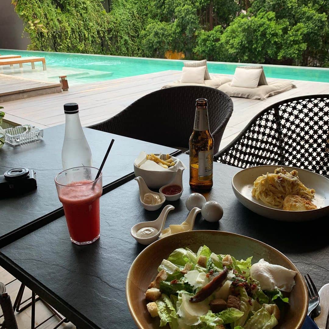 MeJiwooさんのインスタグラム写真 - (MeJiwooInstagram)「🍉🍺🥗🍝」6月15日 17時36分 - mejiwoo103