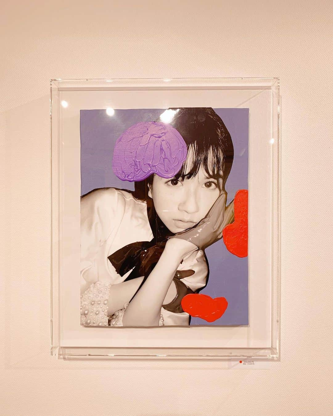 大森美知さんのインスタグラム写真 - (大森美知Instagram)「💙💚💛🧡❤️💜 #米原康正個展 「情報として支配されてしまったエロティシズムを、 僕たちの手に取り戻すための方法。  エロティシズムは繰り返しではない。時には死をも疑似体験してしまうほどの本能的想像なのである」 _______________________________________ #biglove #💋」6月15日 17時44分 - michi_oomori_official