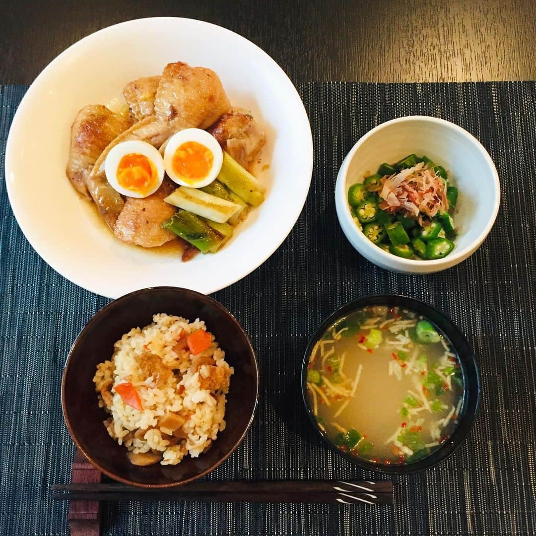 上重聡さんのインスタグラム写真 - (上重聡Instagram)「サトシご飯🍚 鶏手羽の梅酒煮、オクラの梅肉和え、五目炊き込みご飯、味噌汁です^_^  #サトシご飯」6月15日 18時01分 - satoshi18kamishige