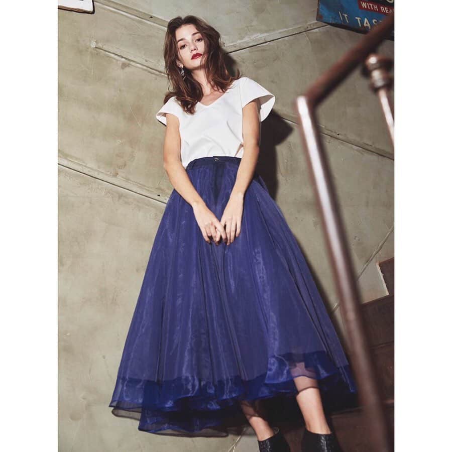LA BELLE ETUDE OFFICIALさんのインスタグラム写真 - (LA BELLE ETUDE OFFICIALInstagram)「⠀ Recommended デニムドッキングボリュームチュールスカート BLUEは7月上旬入荷、予約受付中！ ⠀ ⠀ #LABELLEETUDE #ラベルエチュード #Bellevintage #tulleskirt #skirt #vintage #fashion #tokyo #harajuku」6月15日 18時02分 - labelleetude_official