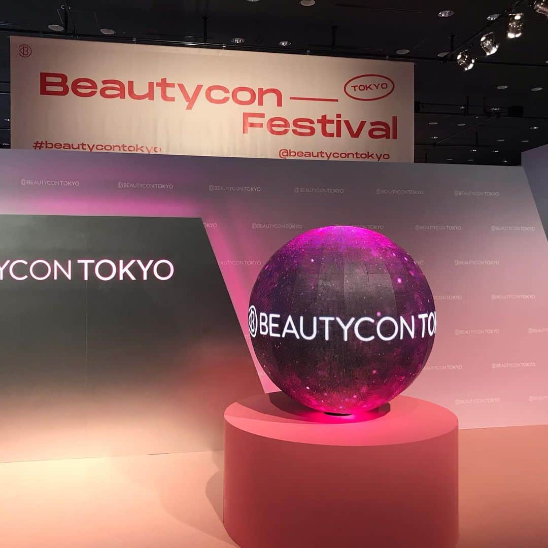 森川亮のインスタグラム：「BeautyconTokyo初日から盛り上がりました。 #beautycon  #beautycontokyo」
