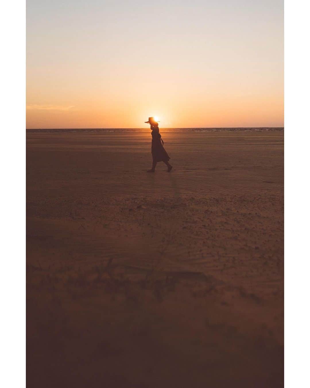 GENTAのインスタグラム：「at set of sun ㅤ #マレーシア #ボルネオ島 #サバ州 #コタキナバル #sabahtourismjpn #sabahtourism #shangrilarasaria」
