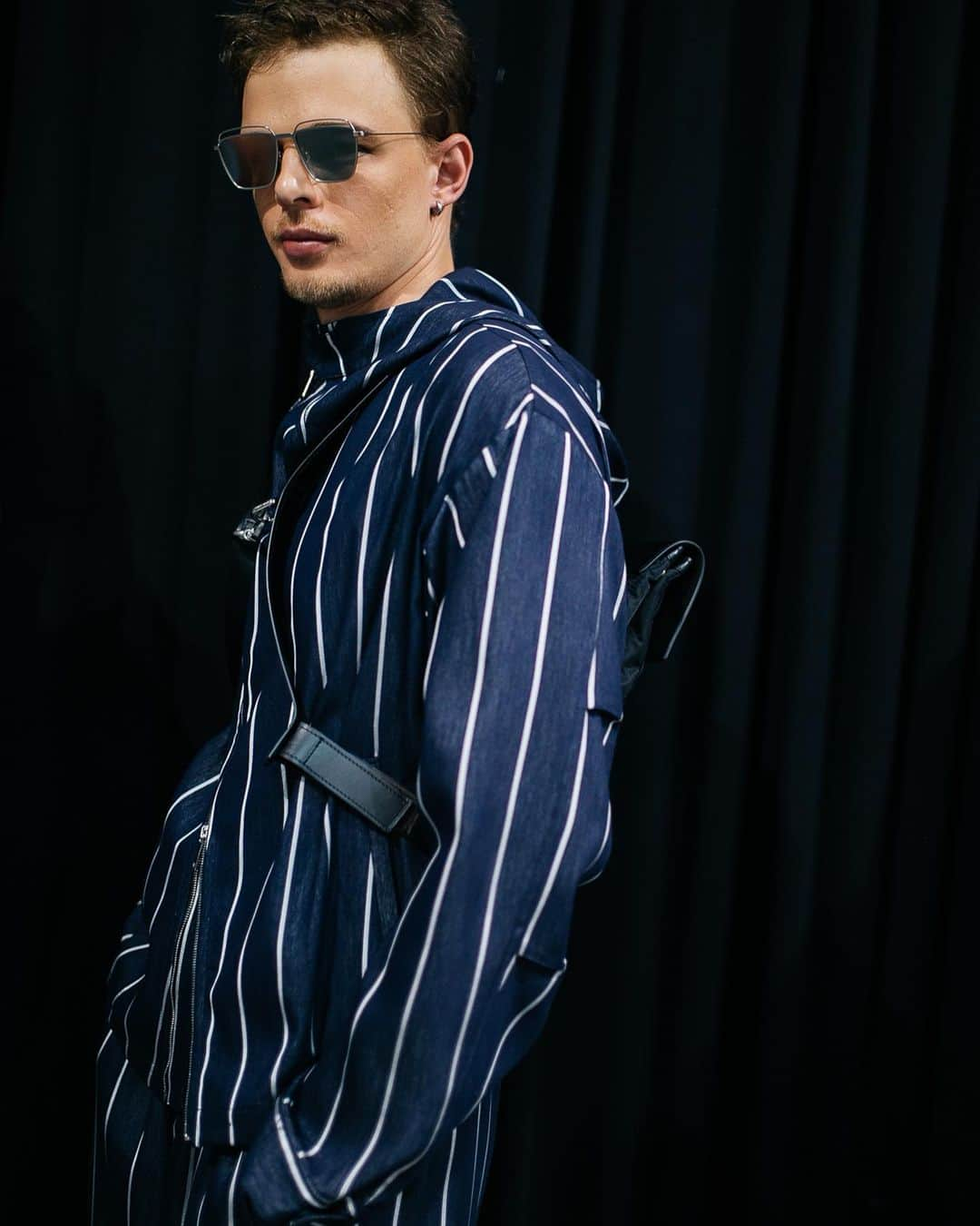 Armani Officialさんのインスタグラム写真 - (Armani OfficialInstagram)「New #EAeyewear shapes compliment the SS20 #EmporioArmani collection #mfw  Credits: @kukukuba」6月15日 19時21分 - emporioarmani