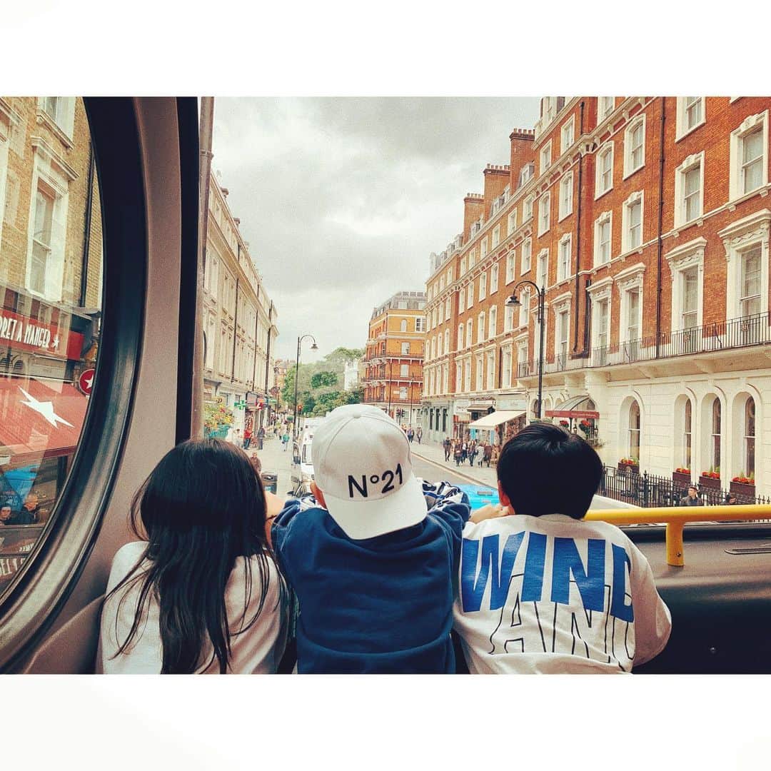 紗栄子さんのインスタグラム写真 - (紗栄子Instagram)「みんなずーっと仲良しでいてくださいね💘 辛い時は寄りそって幸せは分け合ってね💫 #london」6月15日 19時37分 - saekoofficial