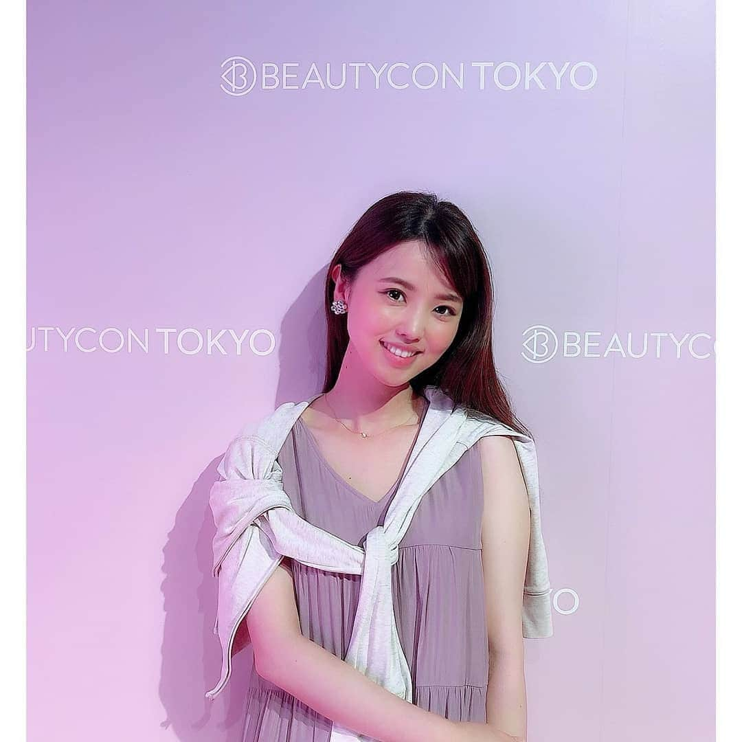 垰智子さんのインスタグラム写真 - (垰智子Instagram)「US発の大型ビューティーイベント『BEAUTYCON TOKYO(@beautycon )』に行って来たよ💄 . OPENからたくさんの人が来ていてスキンケアからメイクアップまで、たくさんの#ビューティートレンド に実際に触れることができるの😊 . 今日から明日まで渋谷ベルサールガーデンで開催中だからぜひ行ってみてね♪ . . #beautycontokyo #PR #beauty #skincare #makeup #beautytrend #cosmetic #shibuya #美容」6月15日 19時53分 - taotao_tomo