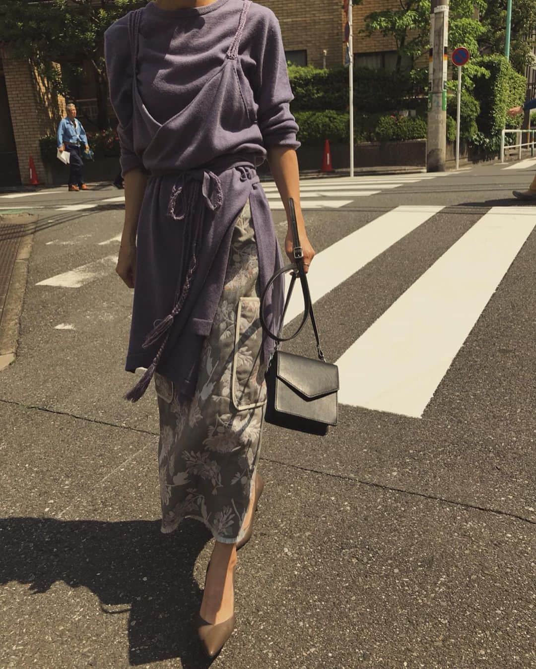 黒石奈央子さんのインスタグラム写真 - (黒石奈央子Instagram)「AMERI AW ふく . JUBAN COIL KNIT SET ¥18500＋tax VIOLET OBI SK ¥18500+tax . ジャガード織りのVIOLETシリーズよスカート❤️ パープルベースの色味がとっても可愛いのだ！ .  先行予約期間第2弾  6/20〜6/24 web & 心斎橋 6/20.21  代官山 6/22〜6/24  ルミネ  @ameri_shinjuku @amerivintage @ameri_daikanyama @ameri.shinsaibashi #ameri#amerivintage #fashion #coordinate#ootd#outfit#osanposnap #705_outfit #大人ファッション #大人コーディネート #大人スタイル #modestyle #modefashion#modecasual #2019autumnwinter#先行予約 #japonism」6月15日 19時53分 - blackstone705