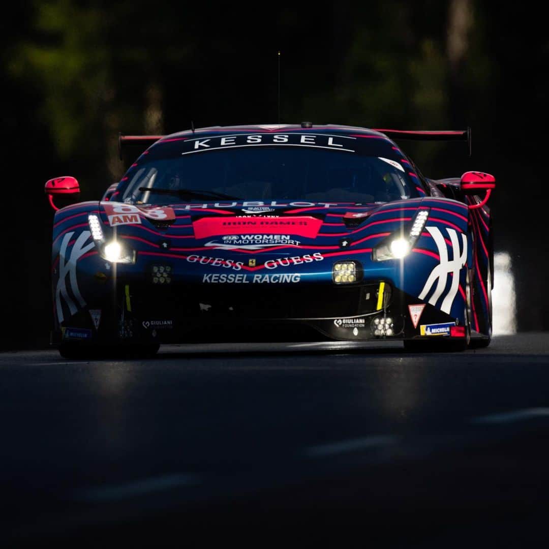 ウブロさんのインスタグラム写真 - (ウブロInstagram)「Hublot sponsors the @iron.dames, the first women’s team to drive a #Ferrari in France’s most famous endurance motor race. #KesselRacing #IronDames @iron.lynx @kessel_ch @garageitalia」6月15日 19時49分 - hublot