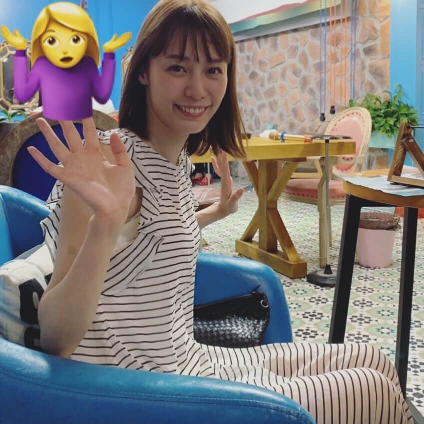綱島恵里香さんのインスタグラム写真 - (綱島恵里香Instagram)「. . 最近このポーズしがちです🤷‍♀️ . .」6月15日 20時00分 - tsunashima.erika
