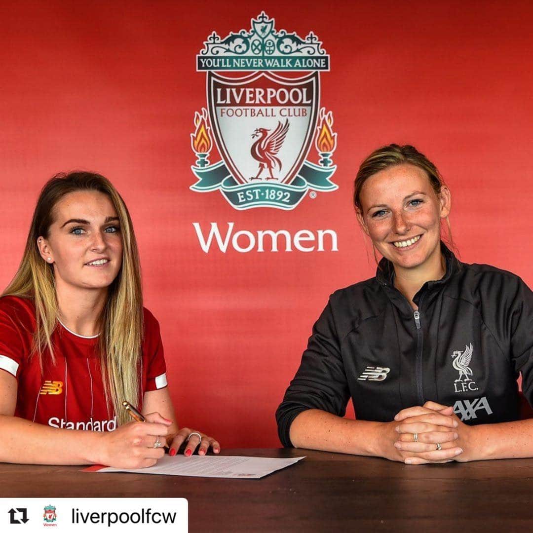 リヴァプールFCさんのインスタグラム写真 - (リヴァプールFCInstagram)「Melissa is a Red! 🔴🙌 #Repost @liverpoolfcw ・・・ Happy Saturday, Reds! We have agreed terms for the signing of @melissaelizabethlawley ✍️🔴🙌 #LiverpoolFCWomen #LFCWomen #LFC」6月15日 20時10分 - liverpoolfc