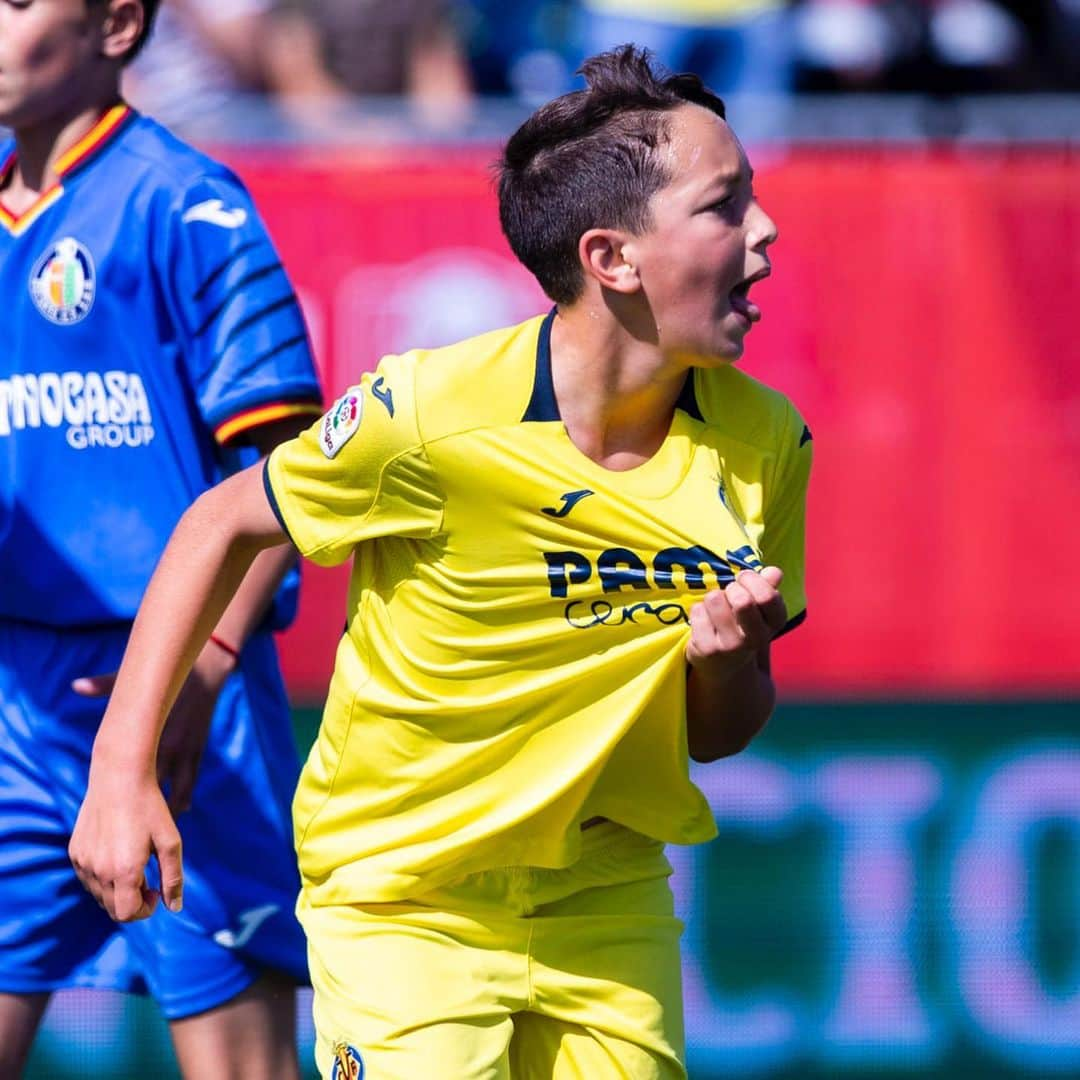 ビジャレアルCFさんのインスタグラム写真 - (ビジャレアルCFInstagram)「¡Así hemos vivido unos emocionantísimos octavos de final ante el @getafecf (2-1)! ¡Vaya partidazo 😎! . This is how we lived an exciting round-of-16 tie against @getafecf (2-1)! What a match 😎! . #Villarreal #futbol #football #soccer #laliga」6月15日 20時12分 - villarrealcf