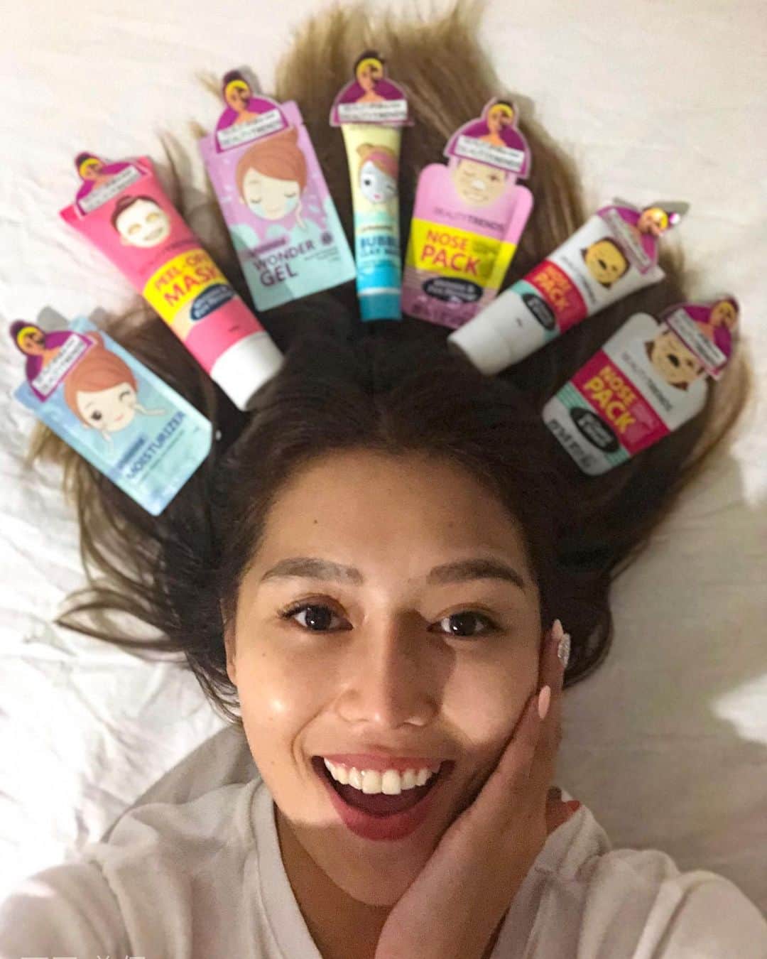 西田美保さんのインスタグラム写真 - (西田美保Instagram)「My face became softer because of @beautytrends.skincare 😍✨ #beautytrendsph #clearskinisin」6月15日 20時28分 - real.miho_nishida