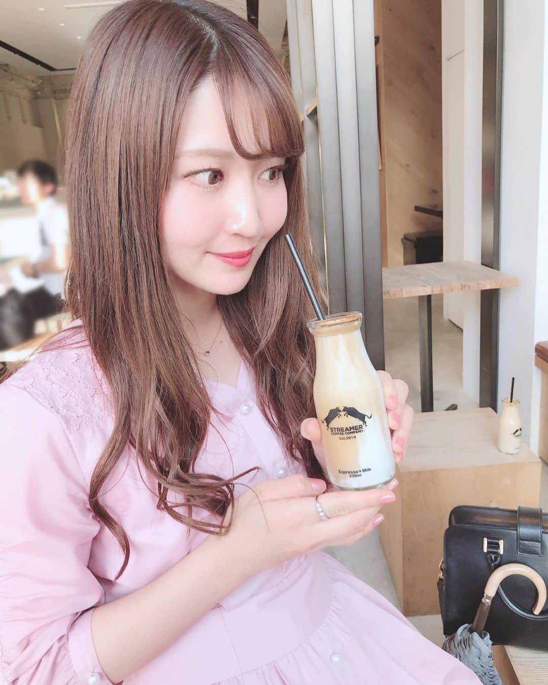 沢井里奈さんのインスタグラム写真 - (沢井里奈Instagram)「♡ . ミルクコーヒー好き🍼☕💕💕 . . #さわーコーデ 👗🌸 onepiece♡ #rirandture . . #streamercoffeecompany #coffee #cafe #sakae #nagoya #instafood #photogenic #instagood #instagramjapan #japanesegirl #girls #ストリーマーコーヒーカンパニー #コーヒー #カフェ #名古屋カフェ #栄カフェ #矢場町カフェ #カフェ巡り #さわーカフェ巡り #沢井里奈」6月15日 20時22分 - sawairina