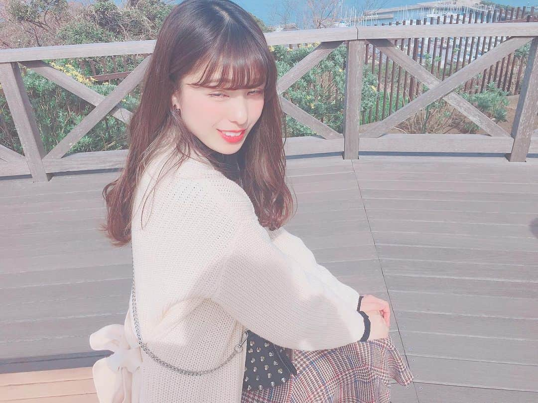 小嶋菜月さんのインスタグラム写真 - (小嶋菜月Instagram)「😆♥️ . . パパが撮ってくれた写真☺️ . . パパは私の半目を撮るプロだと思う😶笑 . . #江ノ島 #家族 #お出かけ #撮影者 #パパ #半目 #笑」6月15日 20時23分 - kojimanatsuki_offical