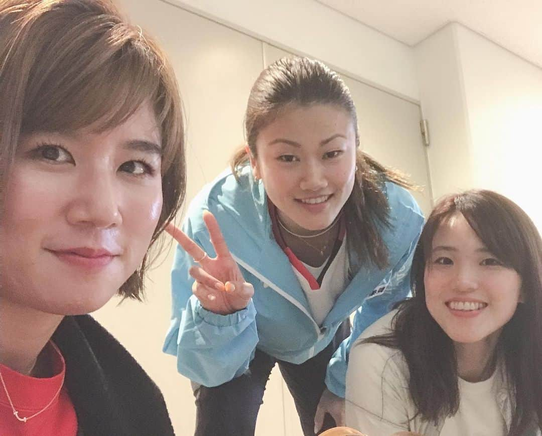 藤井瑞希さんのインスタグラム写真 - (藤井瑞希Instagram)「・ ・ 全日本実業団バドミントン大会見に言ってきたよ❤️😊 ・ ・ どこもかしこも白熱で面白かったです‼️ ・ ・ そして、たくさんファンの方に声かけてとらい嬉しかったです🥺✨ ・ ・ なんだか恥ずかしかった（笑） ・ ・ #全日本実業団 #バドミントン #badminton」6月15日 20時29分 - bdmntnfujiimizuki