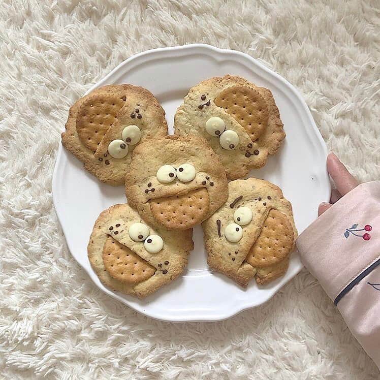 ピュアラモ@オフィシャルさんのインスタグラム写真 - (ピュアラモ@オフィシャルInstagram)「... . #お家カフェ ではクッキーモンスターが人気急上昇中🍪✨ . 可愛すぎて食べれない🐇♡ . photoby. @mono_gram1220 .」6月15日 20時37分 - purelamo_official