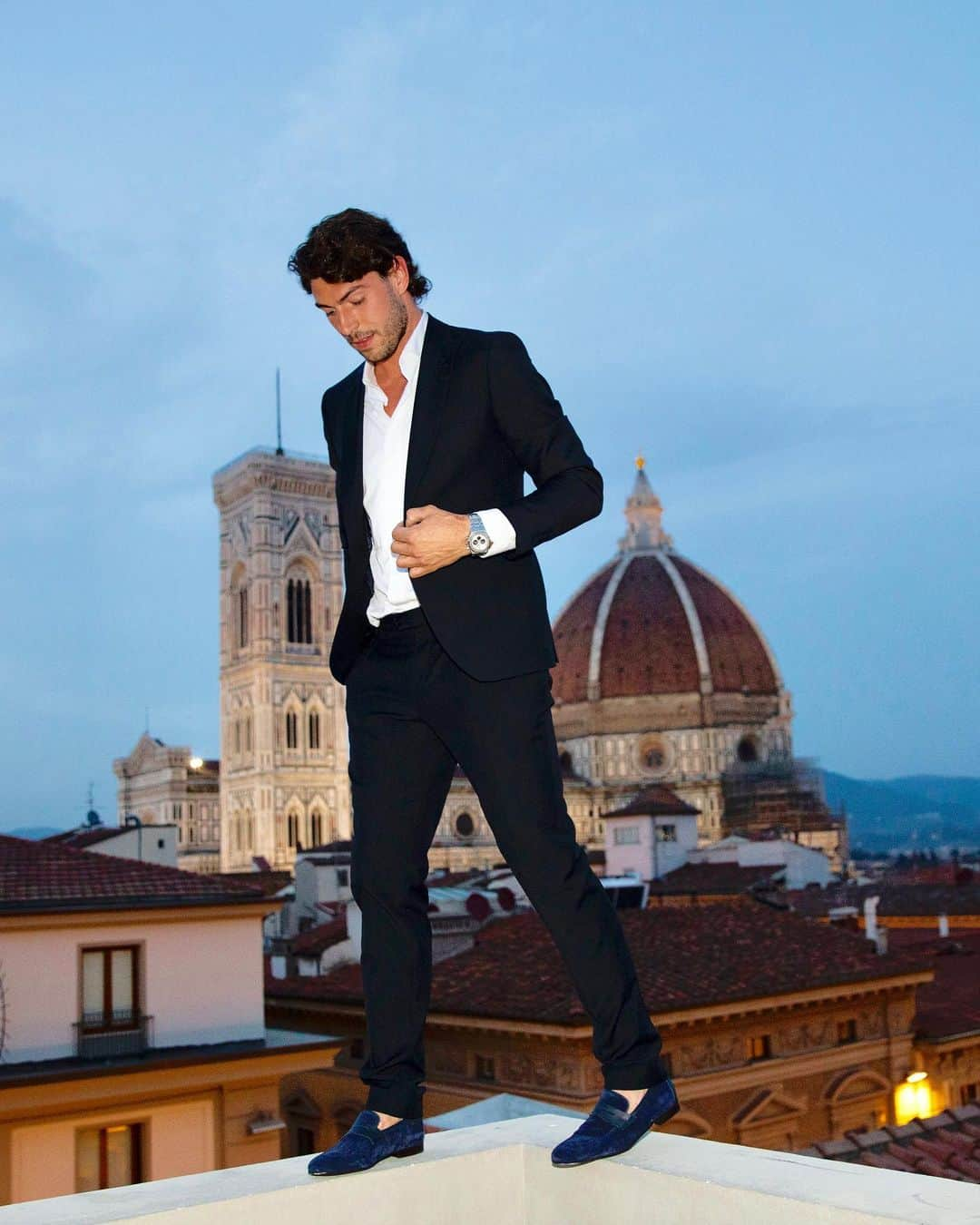 ポリーニさんのインスタグラム写真 - (ポリーニInstagram)「@ignaziomoser walking in his #Pollini loafers above Florence. #Pitti #Pitti96 #PittiUomo #IgnazioMoser」6月15日 21時06分 - pollini