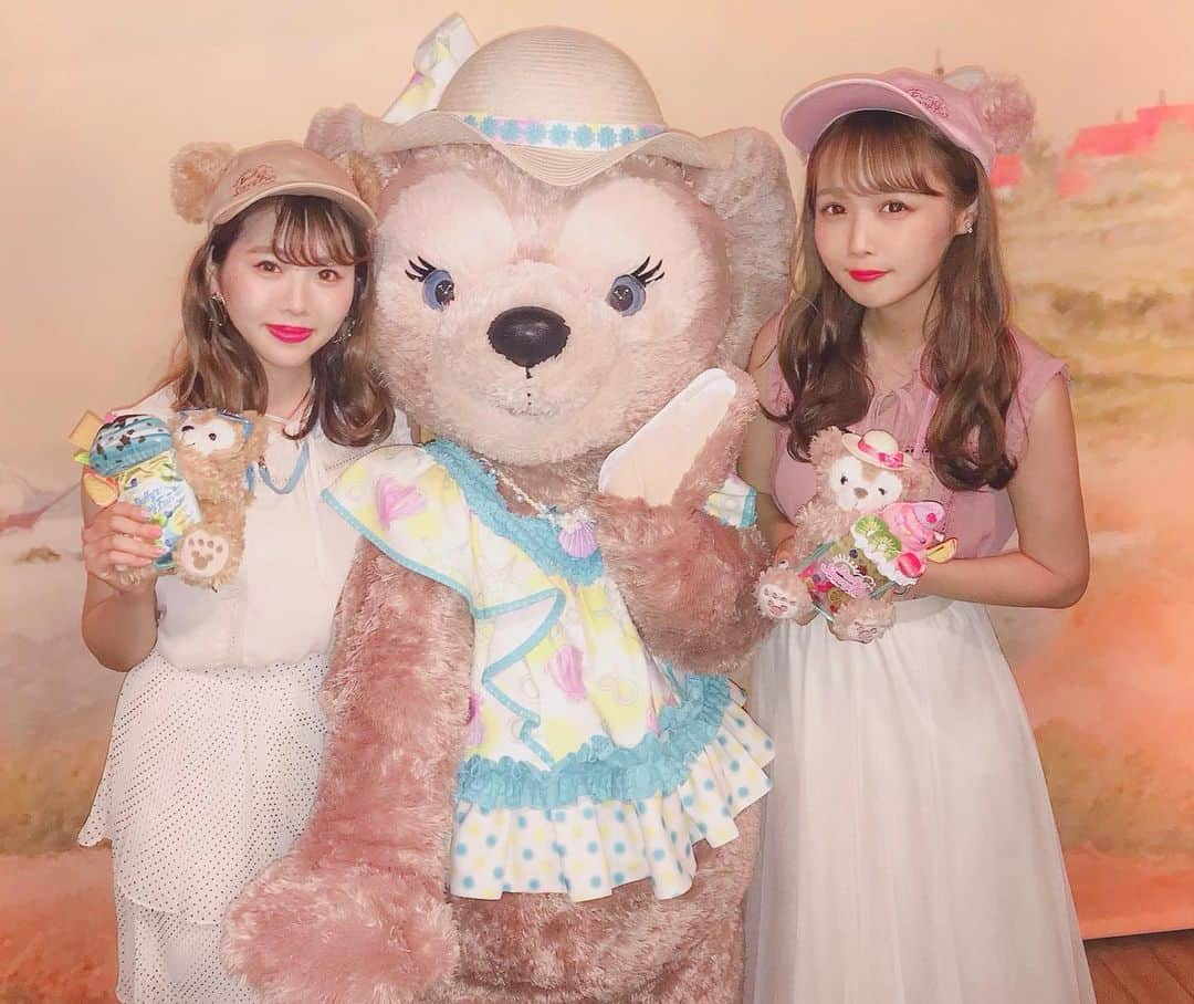 SHIHORINさんのインスタグラム写真 - (SHIHORINInstagram)「♡﻿ ﻿ メイちゃんにも会いに行ったよ🧸🎀﻿ サニーファンの衣装もかわいすぎた😭💕🌻🍧👒﻿ ﻿ ダッフィーとも早くグリしたい😭🧸💕﻿ ﻿ ﻿ #shihorin__disney #disney #disneysea #tokyodisneysea #duffyandfriends #duffy #shelliemay #duffyssunnyfun #disneybound #disneycode #disneybound #duffycode #shelliemaycode  #greeting #ディズニー #ディズニーシー #東京ディズニーシー #東京ディズニーリゾート #ダッフィー #シェリーメイ #ダッフィーコーデ #シェリーメイコーデ #ダッフィーバウンド #シェリーメイバウンド #キャラクターグリーティング #キャラグリ#ケープコッド #ダッフィーのサニーファン#サニーファン #ヴィレッジグリーティングプレイス」6月15日 21時27分 - shihoriiin49