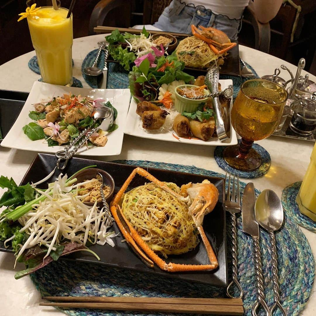 MeJiwooさんのインスタグラム写真 - (MeJiwooInstagram)「인생맛집. 식당 추천해주셨던 호텔 직원분께 무한 감사를..❤️」6月15日 21時36分 - mejiwoo103